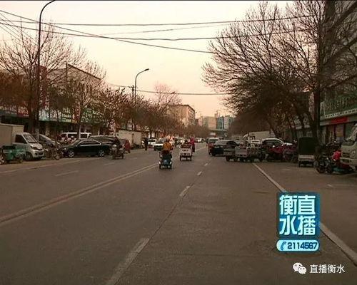 萍乡站前东路爆料新闻最新,多车连环相撞!现场情况紧急!
